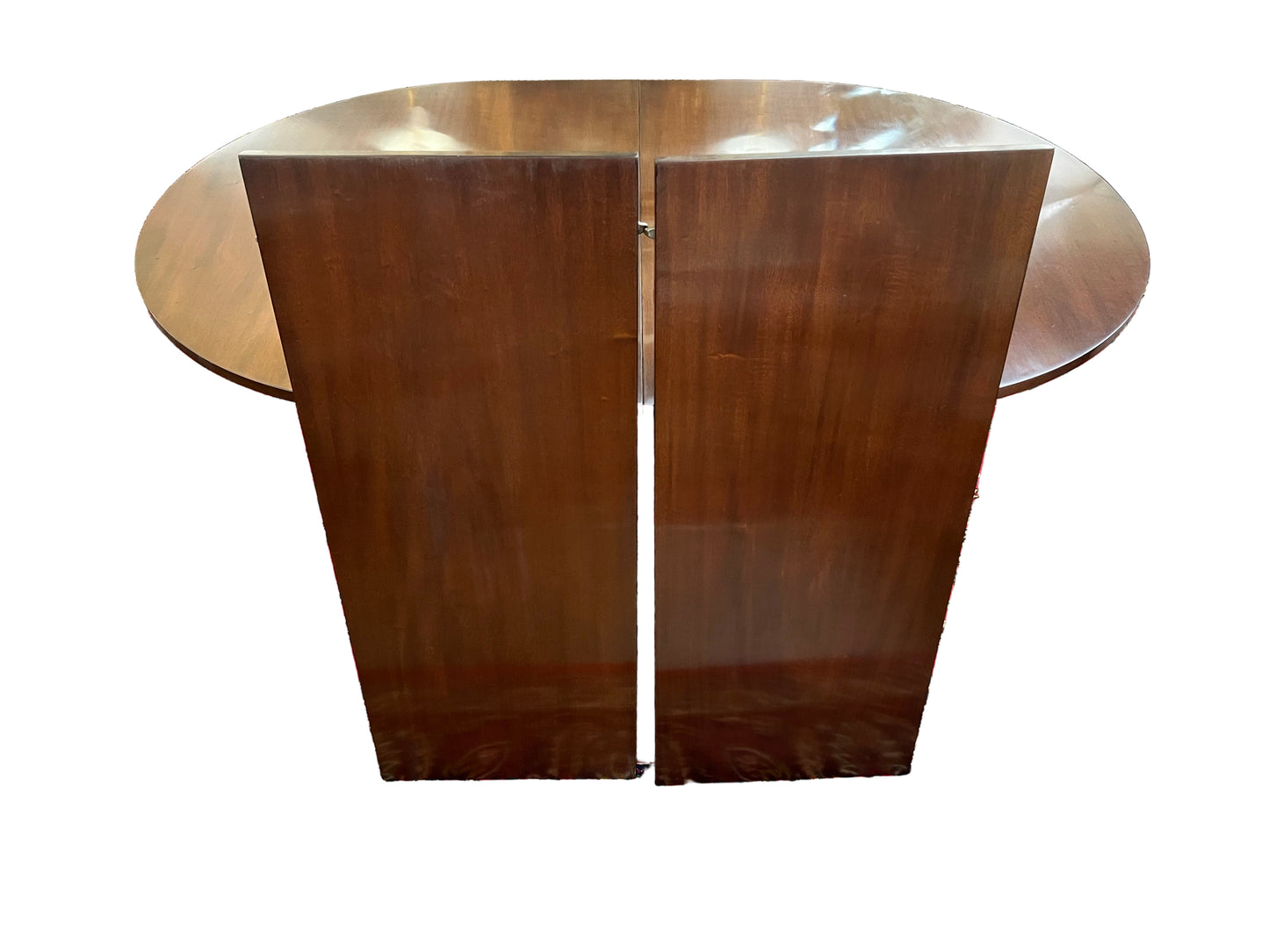 Oval Mahogany Dining Table By Kittinger Furniture