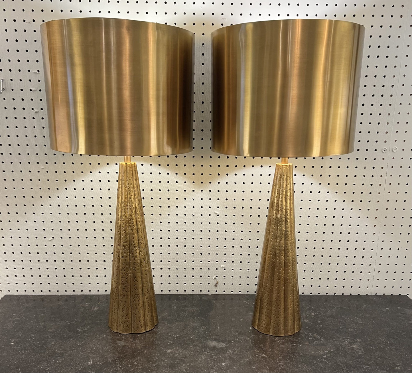 Pr. Moderne Brass Lamps