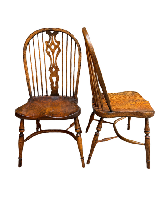 Set of 6 English Elm Windsor Chairs