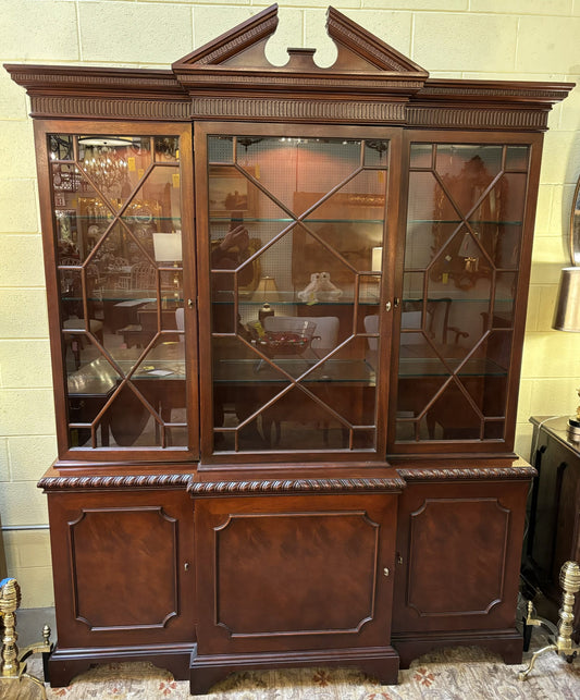 MAHOGANY BREAKFRONT BY BAKER FURNITURE