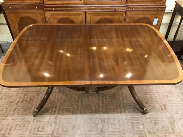 Anna's Mostly Mahogany Consignment - Dining Table By Kittinger